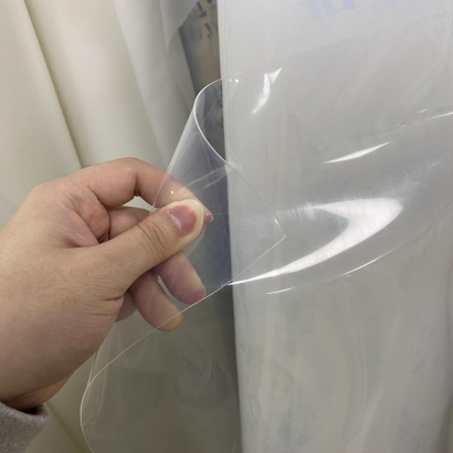 EVA乙烯醋酸乙烯酯共聚物薄膜展示，柔軟透明塑膠材料與保護應用